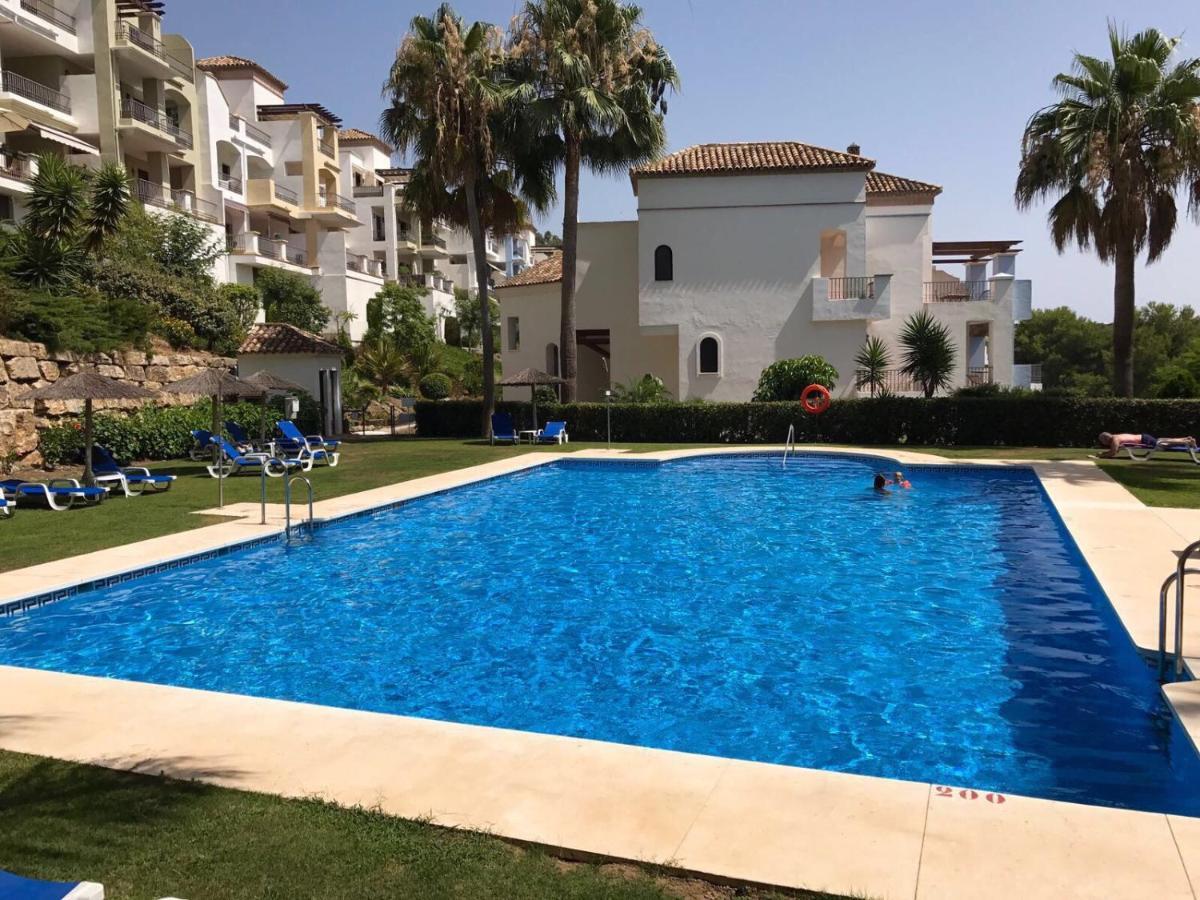 Penthouse Los Arqueros Golf Benahavis Exterior photo