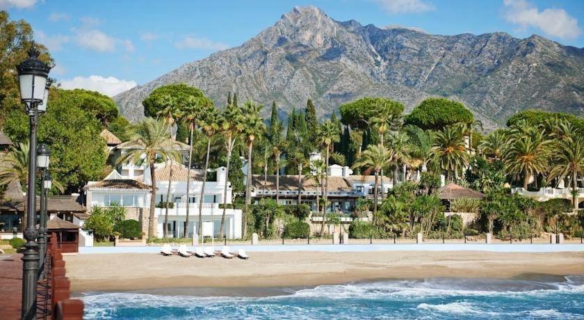 Penthouse Los Arqueros Golf Benahavis Exterior photo